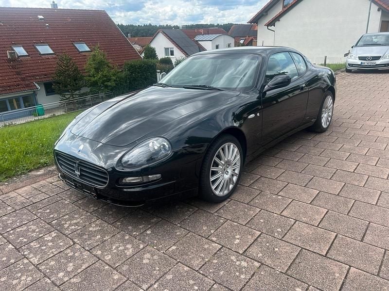 Schwarz Gebraucht 2004 Maserati 4200 Coupé | 24.998 € - Bild 1/4