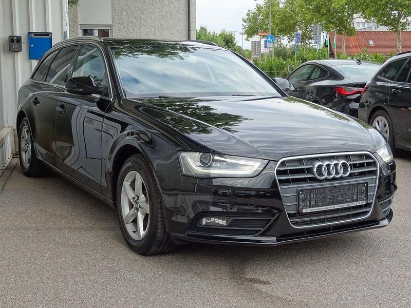 Schwarz Gebraucht 2015 Audi A4 Ambition Kombi | 9.800 € (Fairer Preis) - Bild 1/4