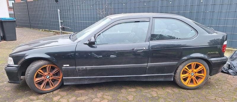 Schwarz Gebraucht 1998 BMW 323 Sport Line Coupé | 4.500 € (Superpreis) - Bild 1/4