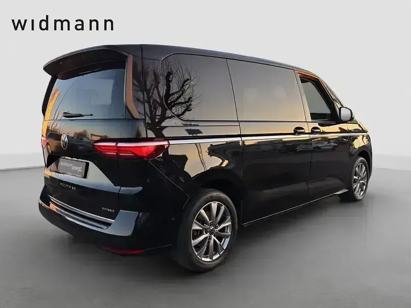Usata VW Multivan Style 218 CV (160 kW) 2022 Nero Monovolume