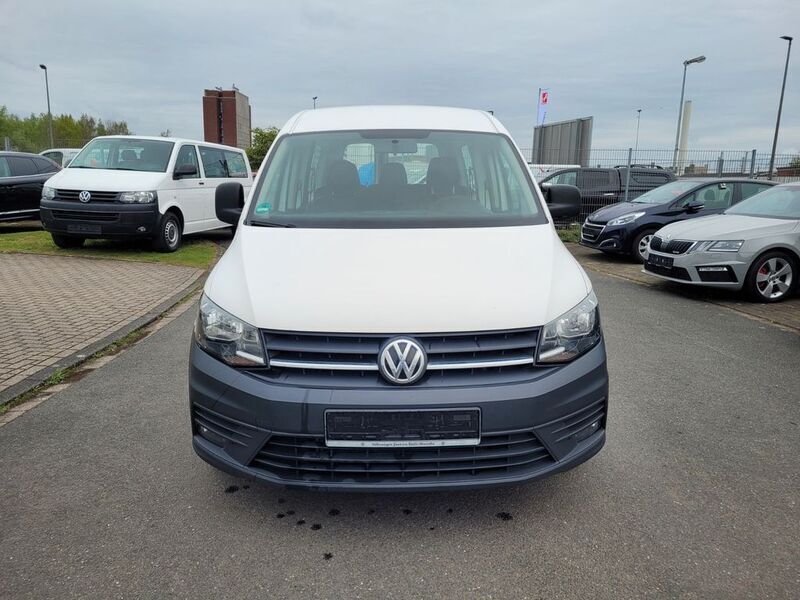 Weiß Gebraucht 2016 VW Caddy Maxi Van / Kleinbus | 6.900 € (Superpreis) - Bild 1/4