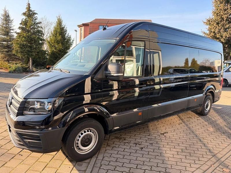 Gebraucht VW Crafter 177 PS (130 kW) 2024 Schwarz Van