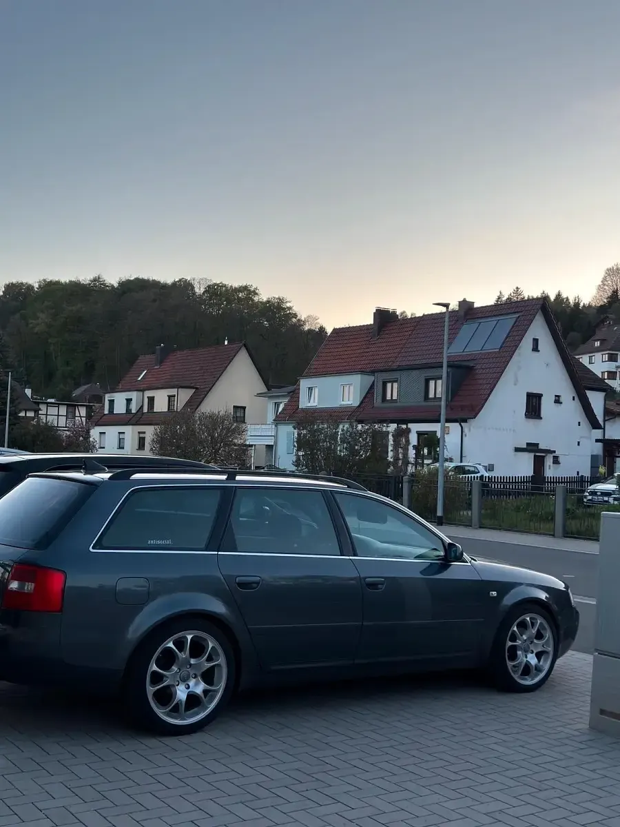 Gebraucht Audi A6 S-Line 150 PS (110 kW) 2001 Grau Kombi