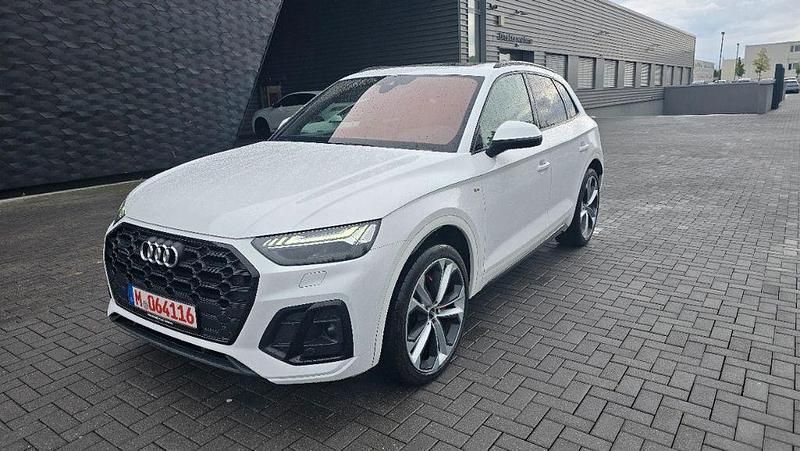 Weiß Gebraucht 2021 Audi Q5 S-Line SUV | 39.900 € (Fairer Preis) - Bild 1/4