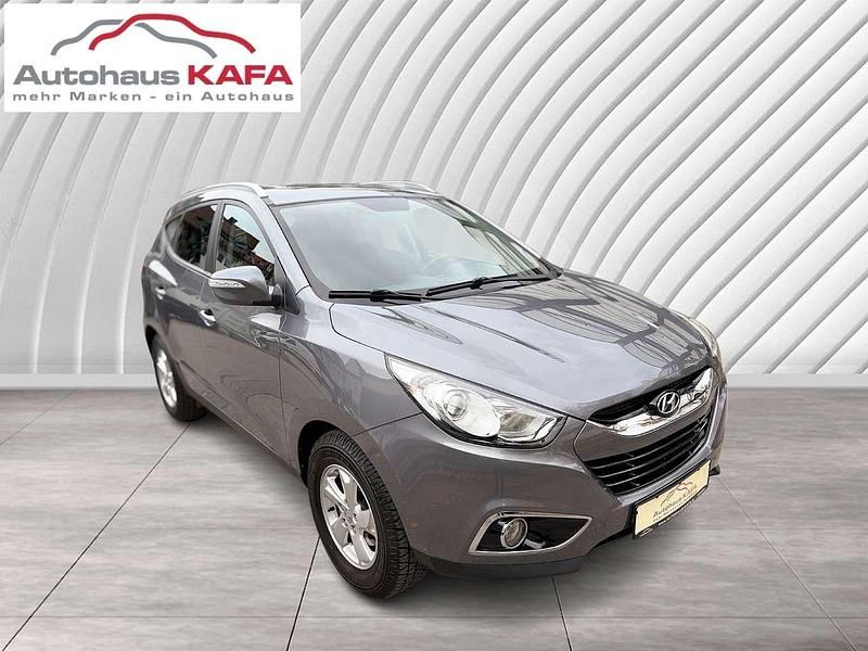 Gebraucht Hyundai ix35 Comfort 136 PS (100 kW) 2012 Grau SUV