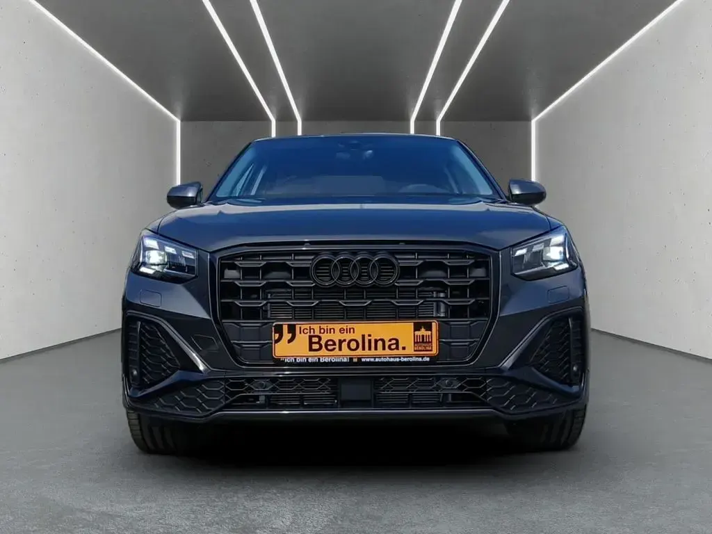 Neu Audi Q2 S-Line 150 PS (110 kW) 2026 Grau SUV