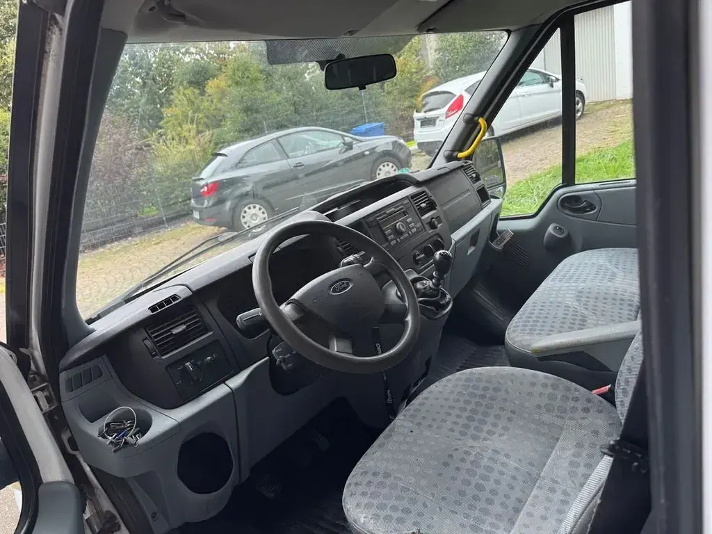 Second-hand Ford Transit 116 CP (85 kW) 2011 Alb Monovolum