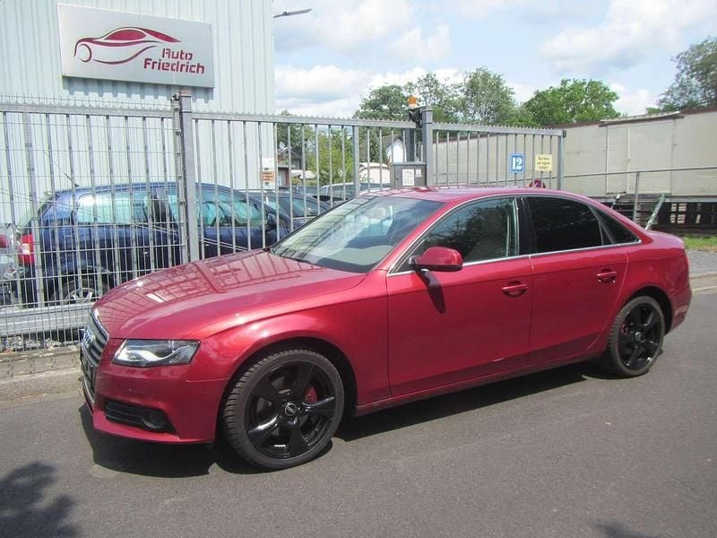 Gebraucht Audi A4 Ambiente 211 PS (155 kW) 2009 Granatrot perleffekt Limousine