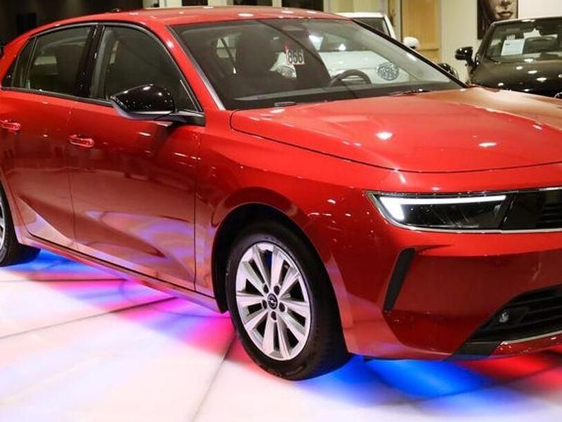 Gebraucht Opel Astra Edition 131 PS (96 kW) 2020 Silber Limousine