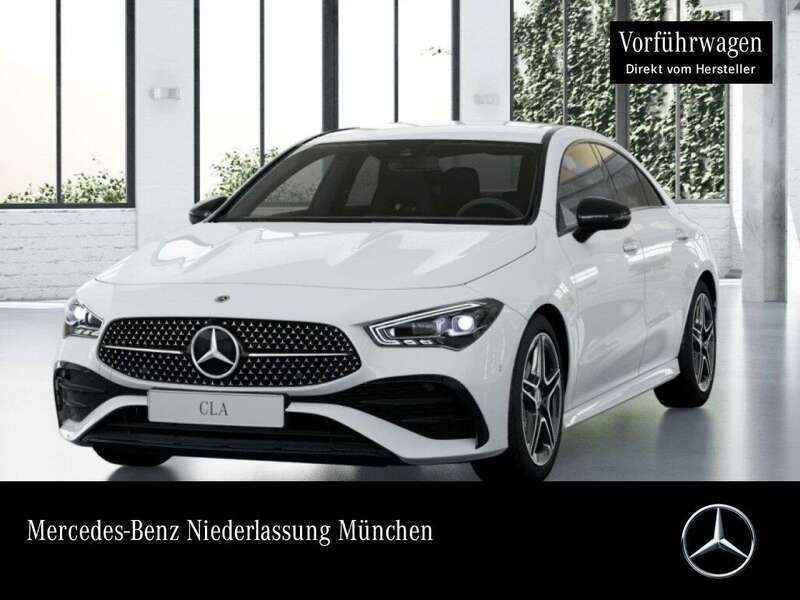 Weiß Gebraucht 2025 Mercedes CLA200 AMG Limousine | 39.900 € (Fairer Preis) - Bild 1/4