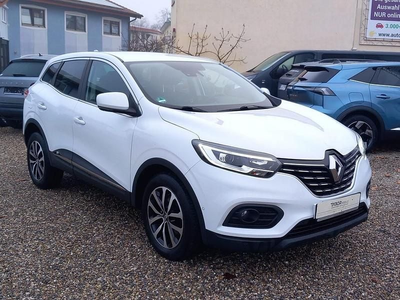 Gebraucht Renault Kadjar Equilibre 116 PS (85 kW) 2022 Gletscherweiß SUV