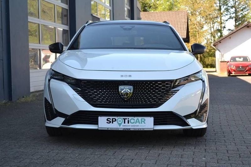 Gebraucht Peugeot 308 SW GT 131 PS (96 kW) 2022 Weiß Limousine