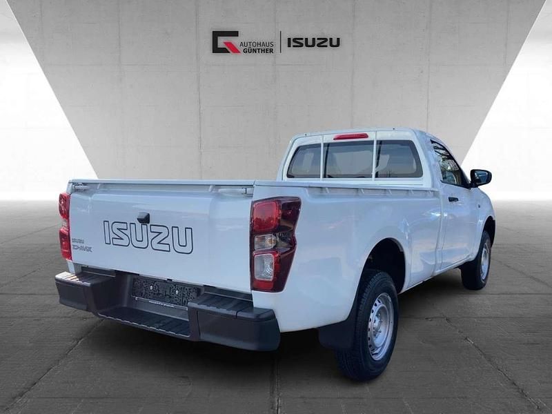 Neu Isuzu D-Max 163 PS (119 kW) 2026 Splash white SUV