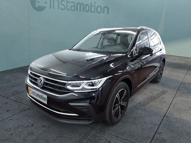 Gebraucht VW Tiguan Move 150 PS (110 kW) 2024 Schwarz SUV