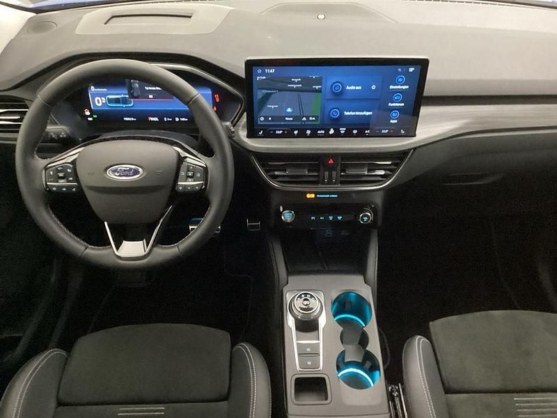 Gebraucht Ford Kuga Active X 242 PS (177 kW) 2024 Blau SUV