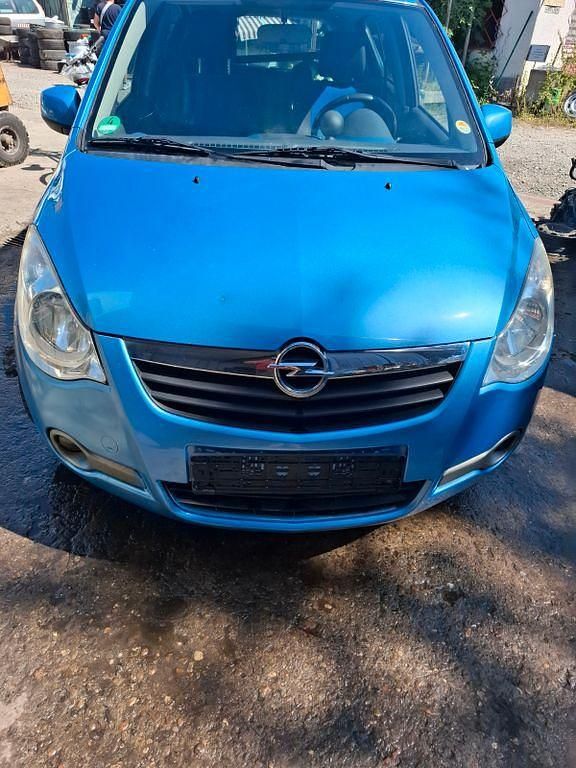 Blau Gebraucht 2009 Opel Agila Edition Limousine | 1.699 € (Fairer Preis) - Bild 1/4