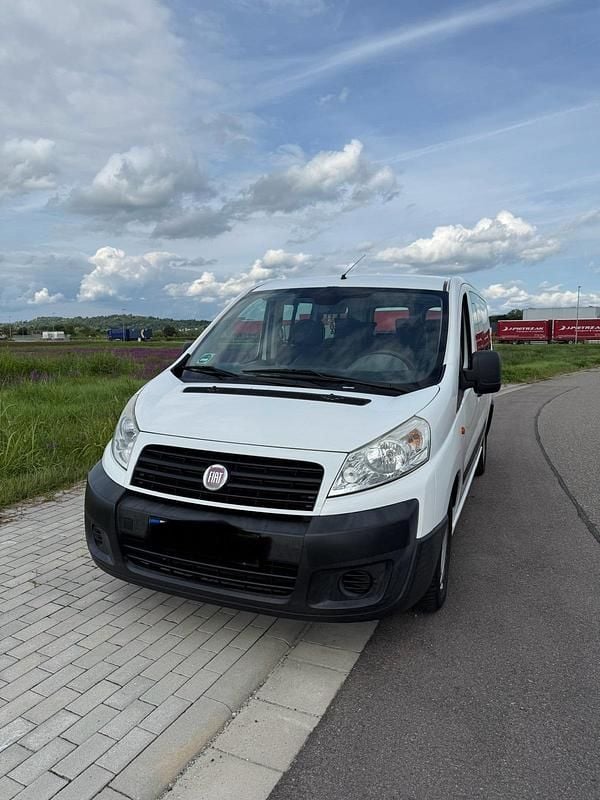 Weiß Gebraucht 2011 Fiat Scudo Van / Kleinbus | 5.500 € (Fairer Preis) - Bild 1/4