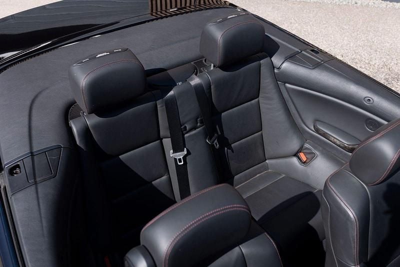 Second-hand BMW M3 Performance 343 CP (252 kW) 2006 Negru Cabrio
