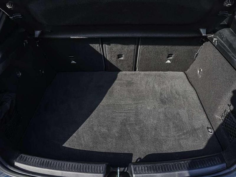 Gebraucht Mercedes A180 Progressive 136 PS (100 kW) 2021 Schwarz Limousine