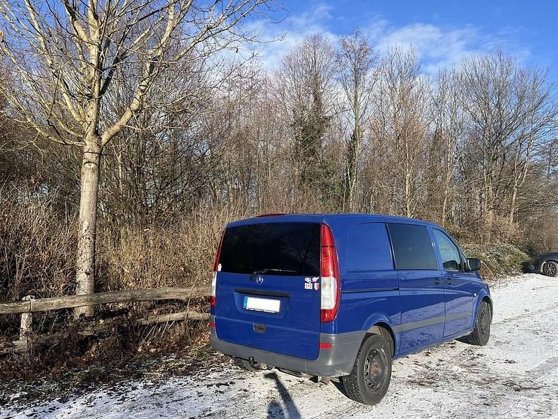 Gebraucht Mercedes Vito 136 PS (100 kW) 2012 Blau Van