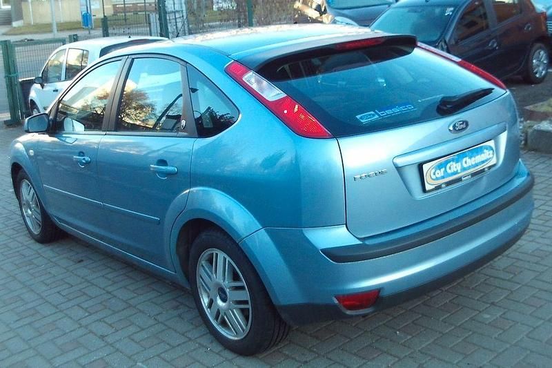 Gebraucht Ford Focus Ghia 116 PS (85 kW) 2006 Limousine