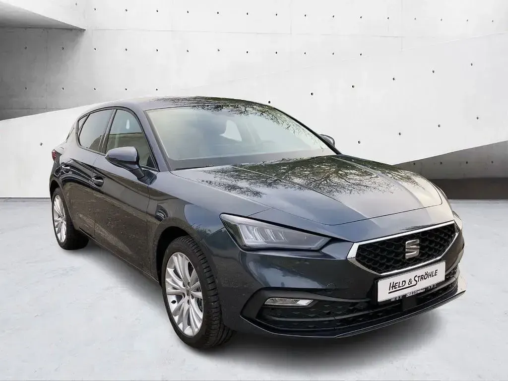 Gebraucht Seat Leon Style 150 PS (110 kW) 2025 Grau Limousine