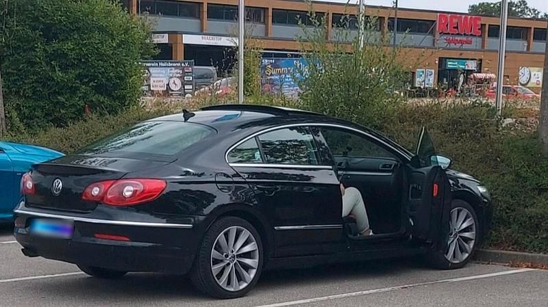 Gebraucht VW Passat 140 PS (102 kW) 2010 Schwarz Limousine