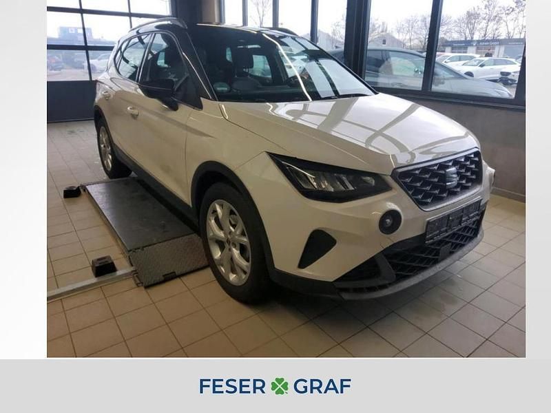 Second-hand Seat Arona FR 110 CP (80 kW) 2022 Alb SUV