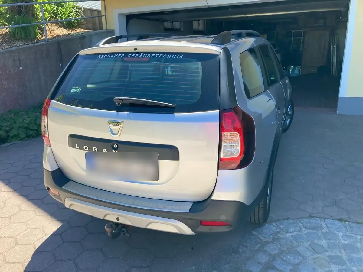 Gebraucht Dacia Logan MCV Stepway 90 PS (66 kW) 2018 Silber Kombi