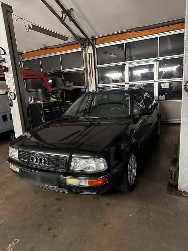 Gebraucht Audi 80 174 PS (127 kW) 1993 Schwarz Limousine