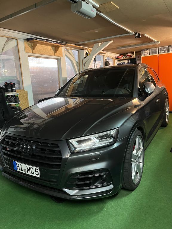 Grau Gebraucht 2018 Audi SQ5 Sport SUV | 32.999 € (Superpreis) - Bild 1/2