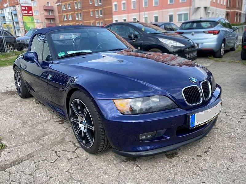 Blau Gebraucht 1997 BMW Z3 Efficient Dynamics Cabrio | 9.950 € (Teuer) - Bild 1/4