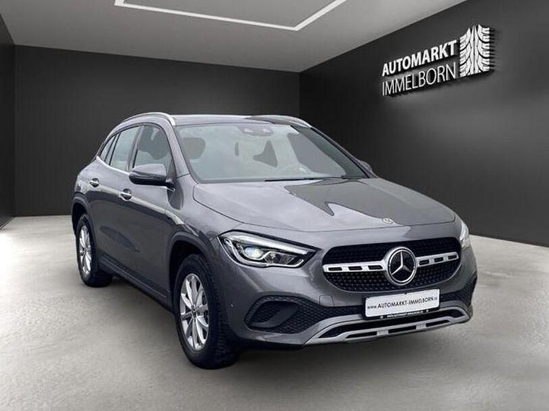 Gebraucht Mercedes GLA250 160 PS (117 kW) 2021 Grau SUV