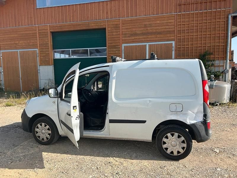 Weiß Gebraucht 2012 Renault Kangoo Van / Kleinbus | 2.490 € (Guter Preis) - Bild 1/4