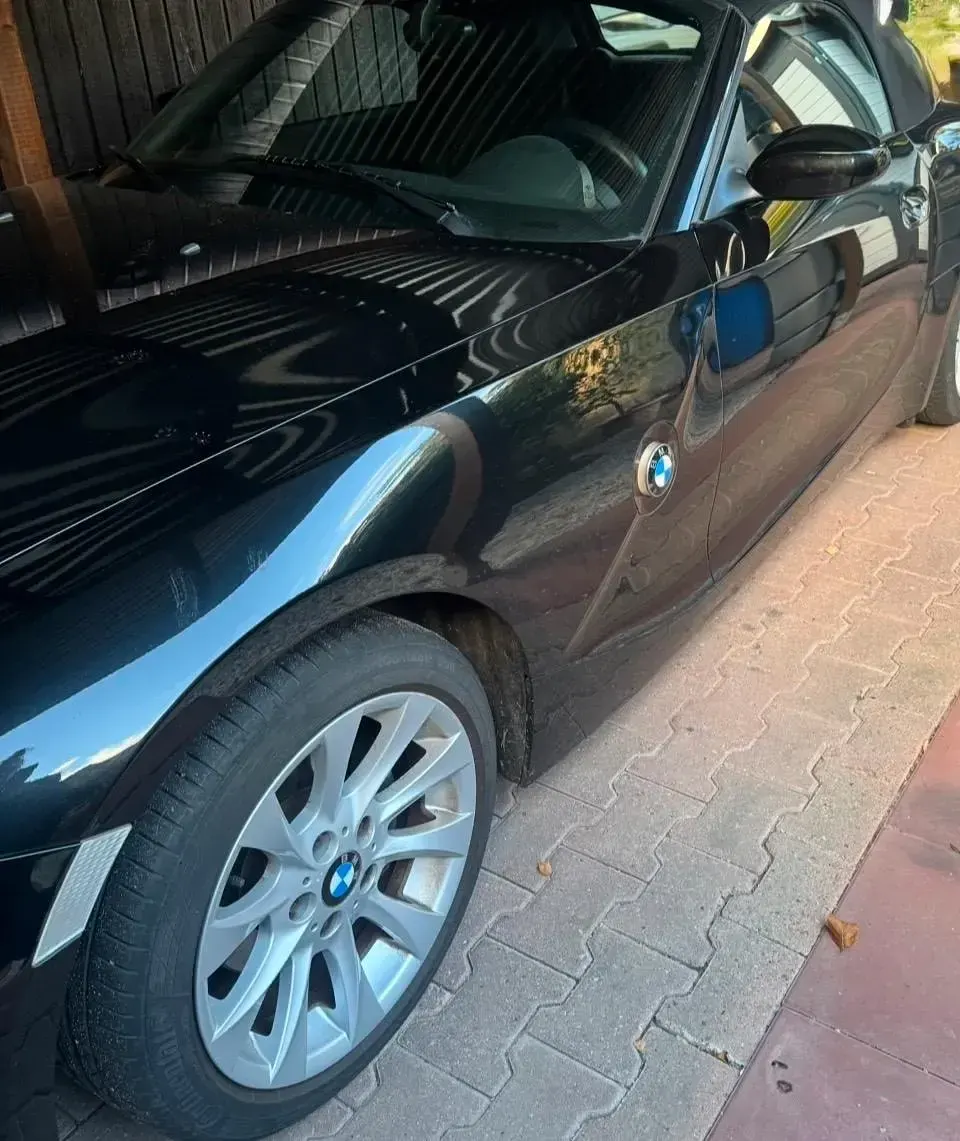 Gebraucht BMW Z4 177 PS (130 kW) 2006 Schwarz Cabrio