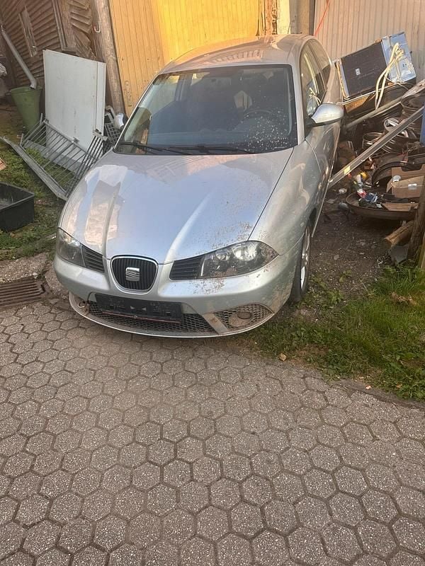 Grau Gebraucht 2006 Seat Ibiza | 250 € (Superpreis) - Bild 1/4