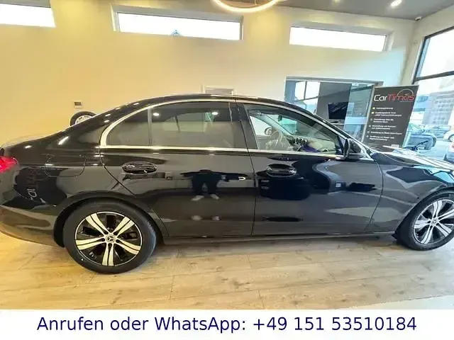 Second-hand Mercedes C220 200 CP (147 kW) 2021 Negru Berlinǎ