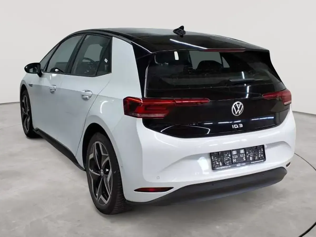 Gebraucht VW ID.3 Pro 100 kW (136 PS) 2022 Gletscherweiß metallic / schwarz Kleinwagen