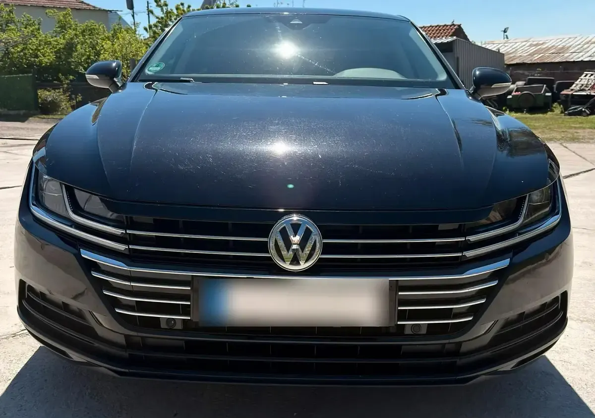 Gebraucht VW Arteon 150 PS (110 kW) 2018 Schwarz Kleinwagen