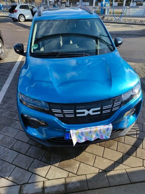 Blau Gebraucht 2023 Dacia Spring Essentiel Kleinwagen | 11.900 € (Guter Preis) - Bild 1/4