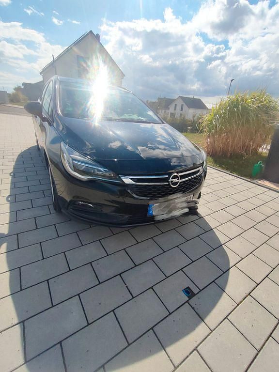 Schwarz Gebraucht 2018 Opel Astra Innovation Kombi | 8.000 € (Superpreis) - Bild 1/4