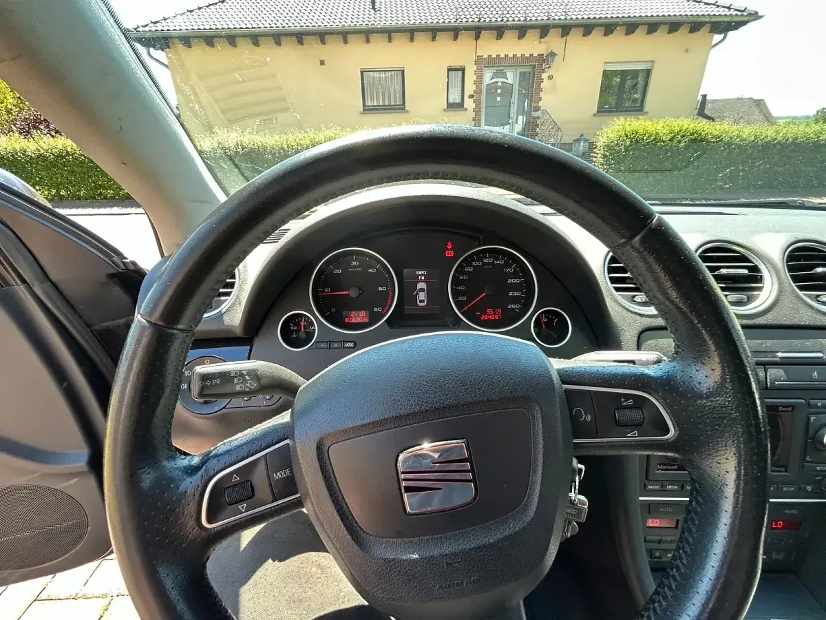 Gebraucht Seat Exeo 170 PS (125 kW) 2012 Schwarz Kombi