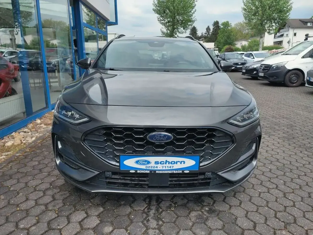 Gebraucht Ford Focus ST-Line 125 PS (91 kW) 2023 Magneticgaru Kombi