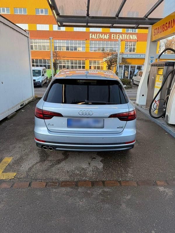 Gebraucht Audi A4 S-Line 218 PS (160 kW) 2018 Blau Kombi