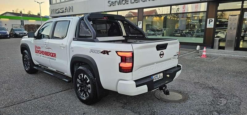 Gebraucht Nissan Frontier 360º 314 PS (230 kW) 2022 Weiß Pickup