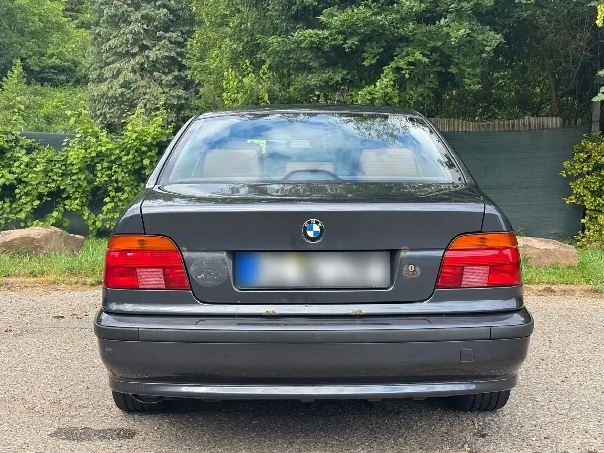Gebraucht BMW 528 Shadowline 193 PS (141 kW) 1996 Grau Limousine