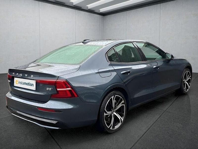 Gebraucht Volvo S60 250 PS (183 kW) 2024 Blau Limousine
