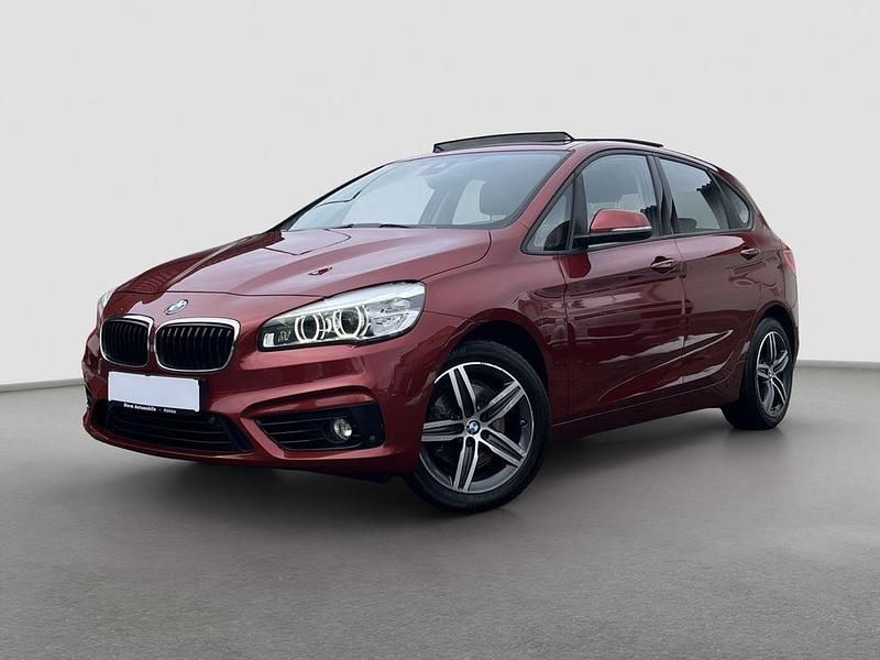 Gebraucht BMW 220 Active Tourer Performance 190 PS (139 kW) 2015 Rot Van / Kleinbus