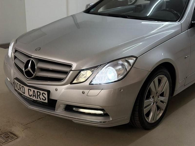 Second-hand Mercedes E250 204 CP (150 kW) 2012 Argintiu Cabrio