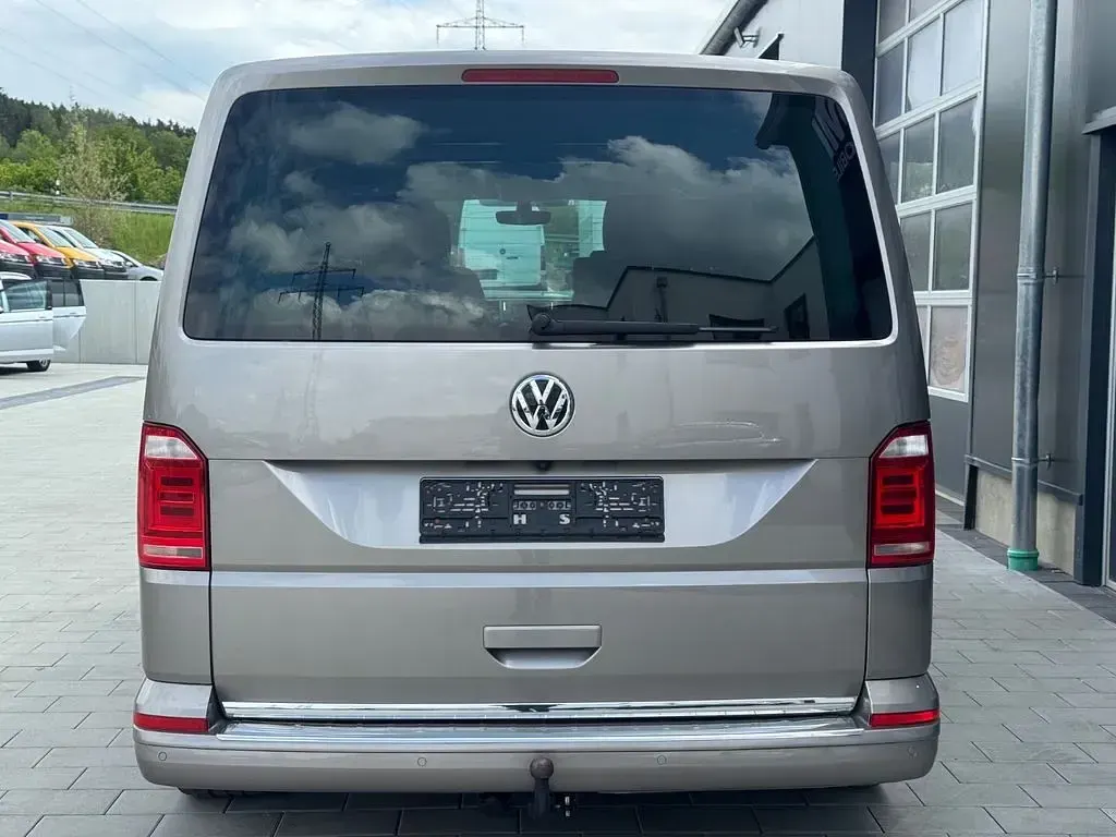Gebraucht VW T6 Generation Six 199 PS (146 kW) 2019 Beige Van